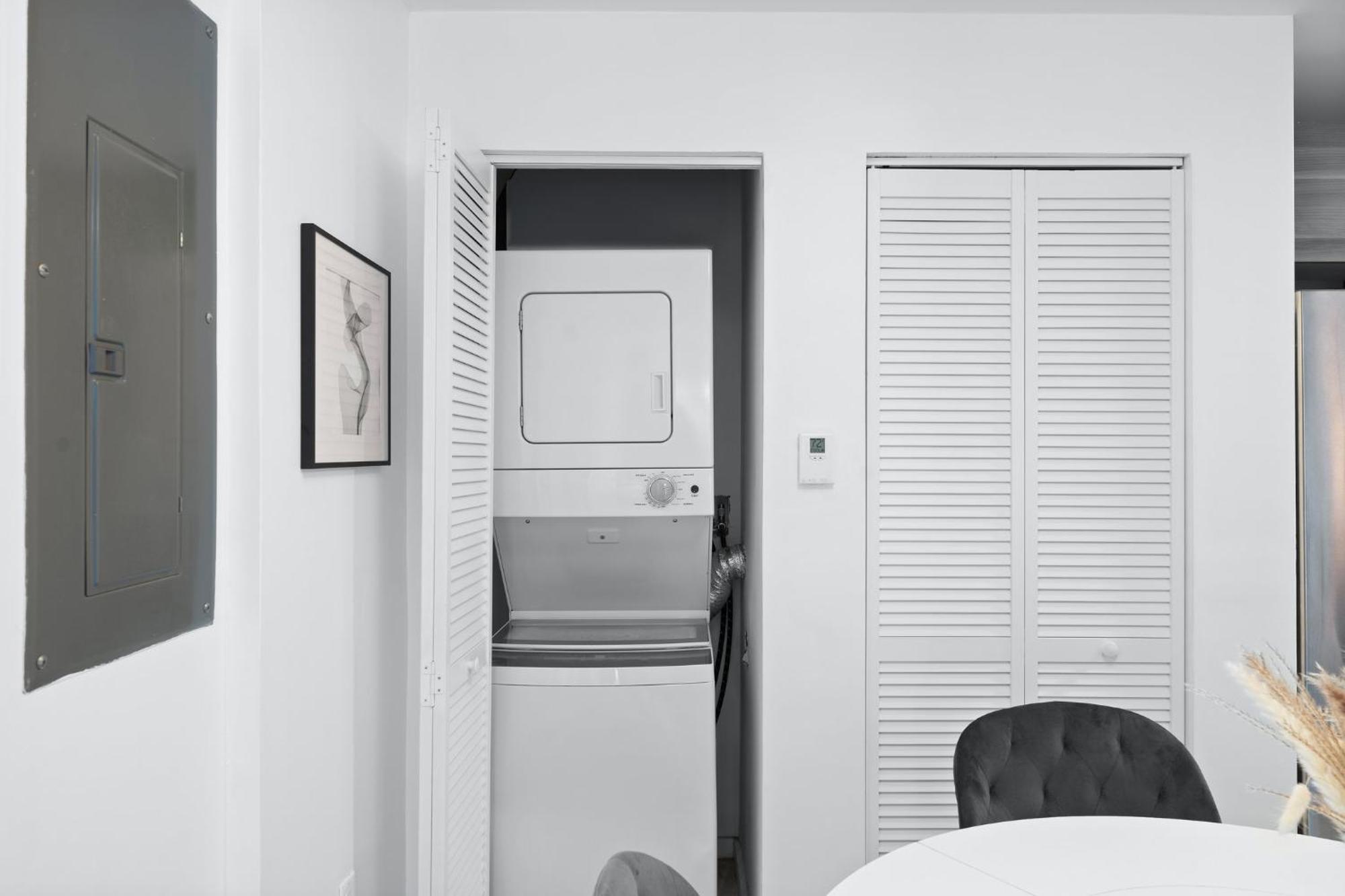 Modern Apartment In Edgewater Miami Room photo